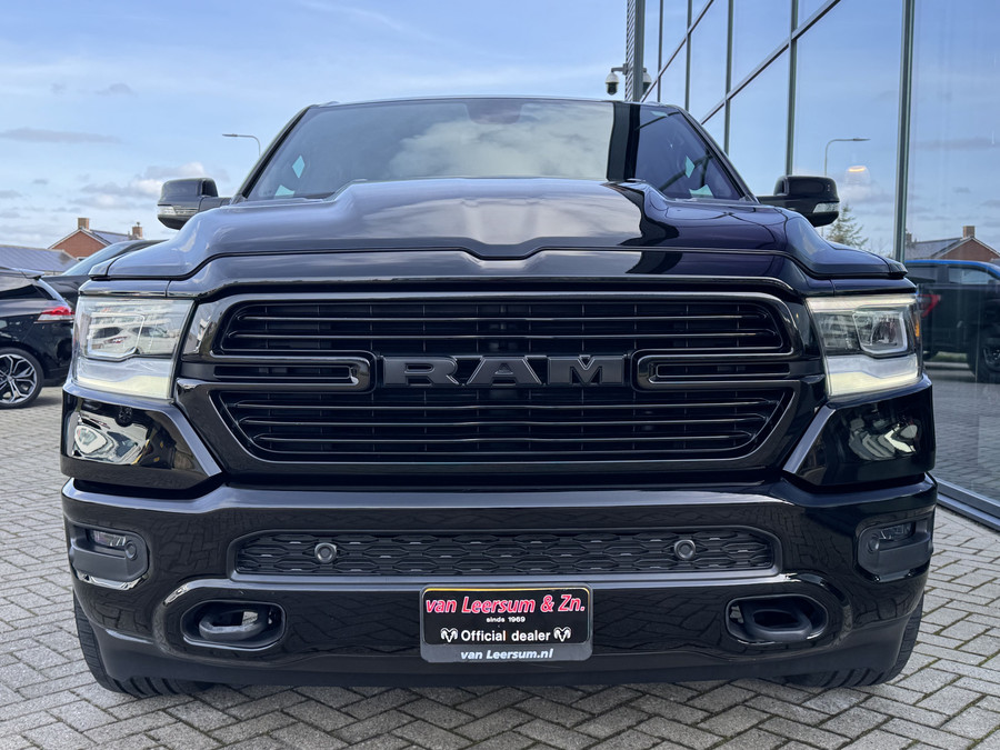 Dodge Ram 1500 5.7 V8 4x4 Crew Cab Laramie Sport