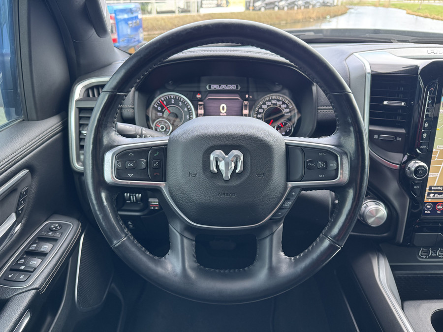 Dodge Ram 1500 5.7 V8 4x4 Crew Cab Laramie Sport