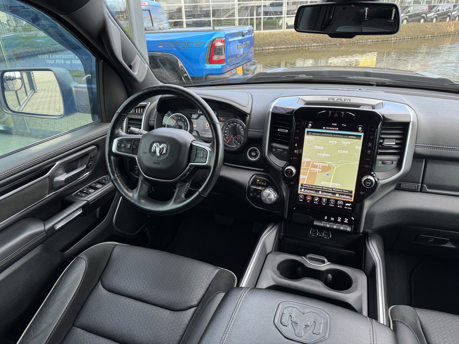 Dodge Ram 1500 5.7 V8 4x4 Crew Cab Laramie Sport