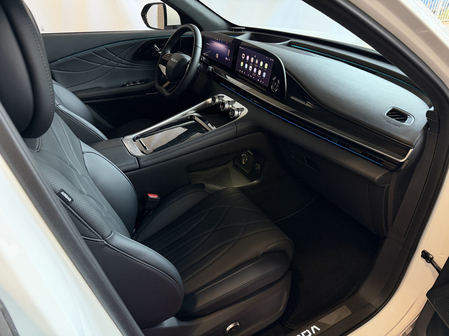 Omoda 9 OMODA 9 PREMIUM AWD 538 PK | SONY DOLBY | Stary White | FULL OPTIONS PHEV SUV | 145 KM ELEKTRISCH | 