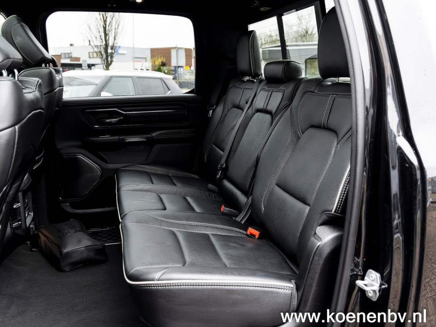 Dodge Ram Pickup 5.7i V8 4x4 Aut. Limited LPG / PANO / LUCHTVERING / GRIJS KENTEK