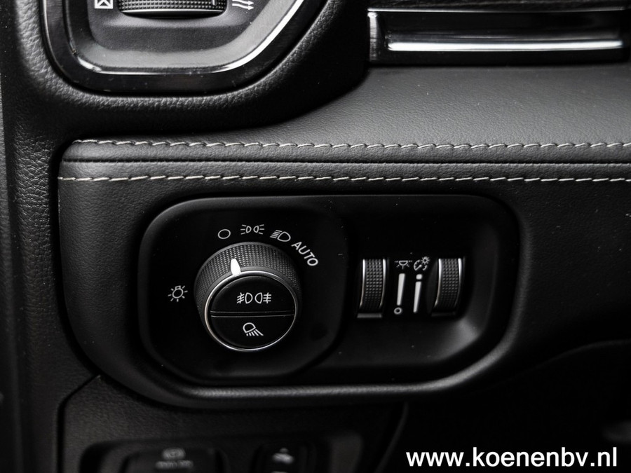Dodge Ram Pickup 5.7i V8 4x4 Aut. Limited LPG / PANO / LUCHTVERING / GRIJS KENTEK