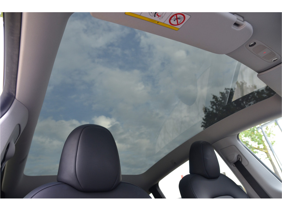 Tesla Model Y RWD 58 kWh