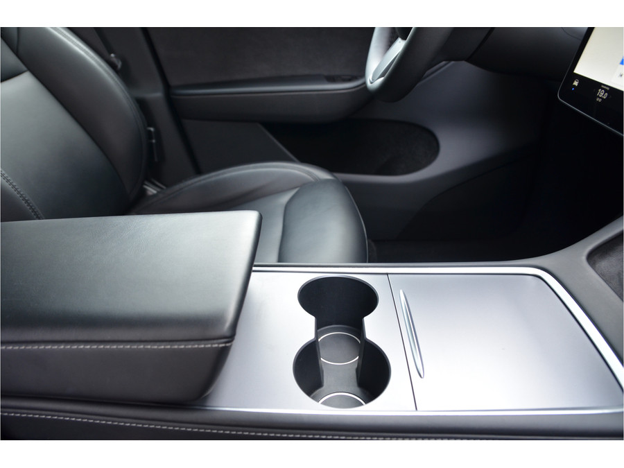 Tesla Model Y RWD 58 kWh