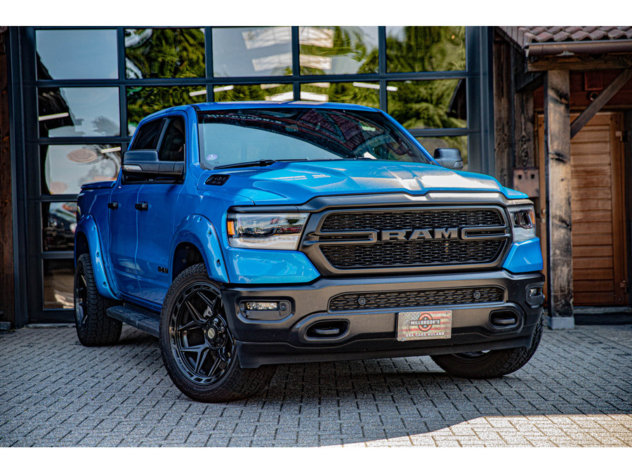 Dodge RAM 1500 5.7 V8
