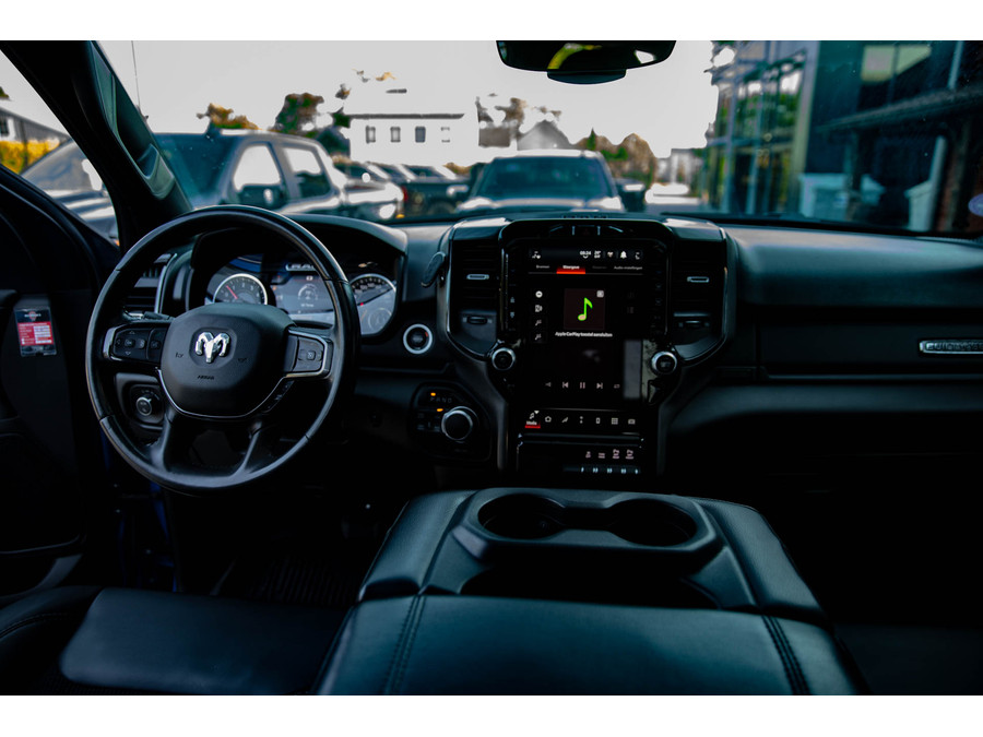 Dodge RAM 1500 5.7 V8