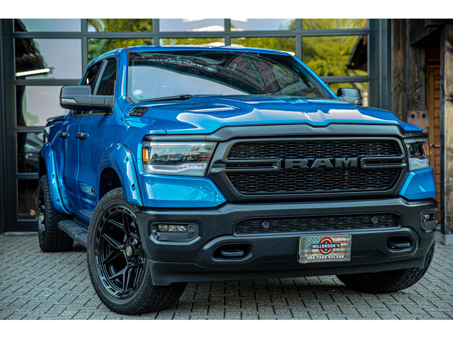 Dodge RAM 1500 5.7 V8
