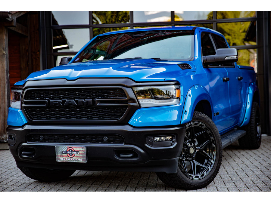Dodge RAM 1500 5.7 V8