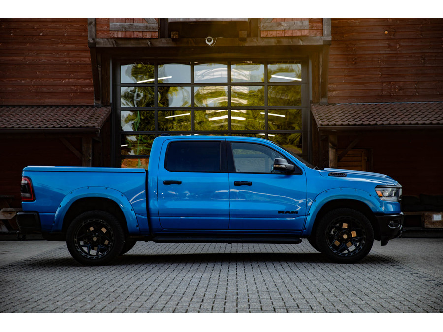 Dodge RAM 1500 5.7 V8