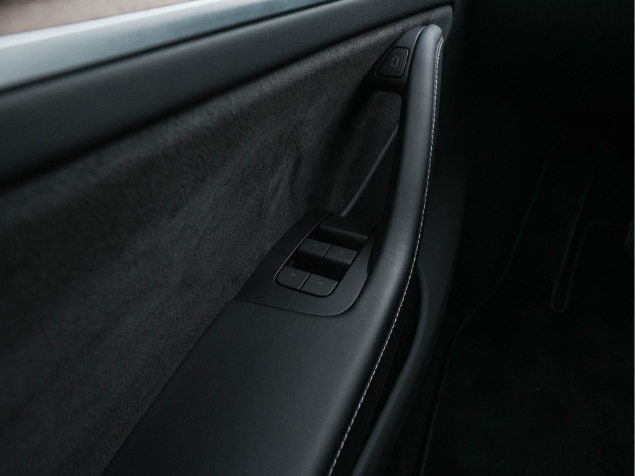 Tesla Model Y RWD 58 kWh [ 3-Fase-11kW ] {SOH-93%}