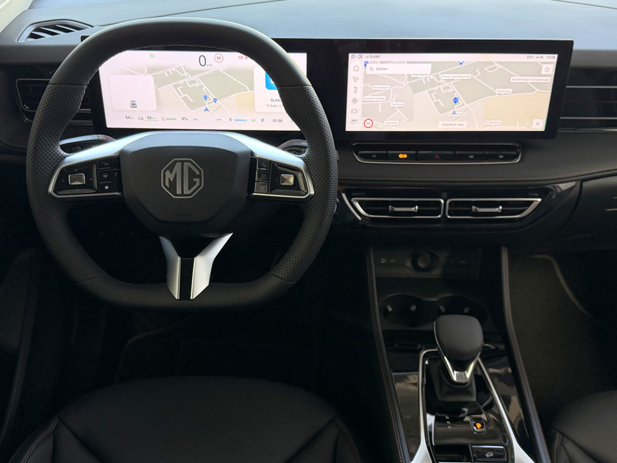 MG MG HS PHEV 1.5 TGDI LUXURY PHEV PLUG-IN HYBRIDE | LEER | 272PK NIEUWE AUTO | >1.000 KM TOTAAL BEREIK | 360° CAM