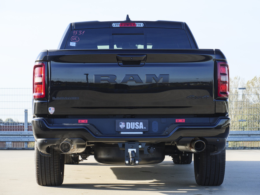 Dodge Ram 1500 | Laramie | Night | 3.0L I6 Hurricane | Crew Cab | 4X4 |