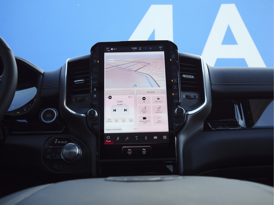 Dodge Ram 1500 | Laramie | Night | 3.0L I6 Hurricane | Crew Cab | 4X4 |