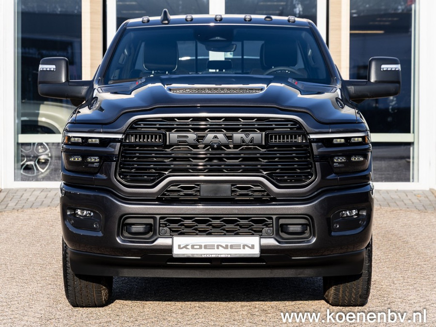 Dodge RAM Pickup 3500 Laramie Night 6.7 Cummins Diesel HO C1 Rijbewijs Geen bijtelling