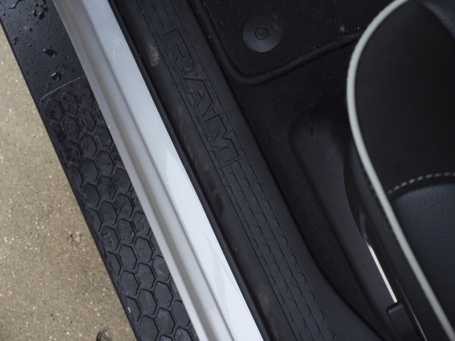 Dodge Ram 1500 | Laramie | Sport | 3.0L I6 Hurricane | Crew Cab | 4X4 | BPM-VRIJ |