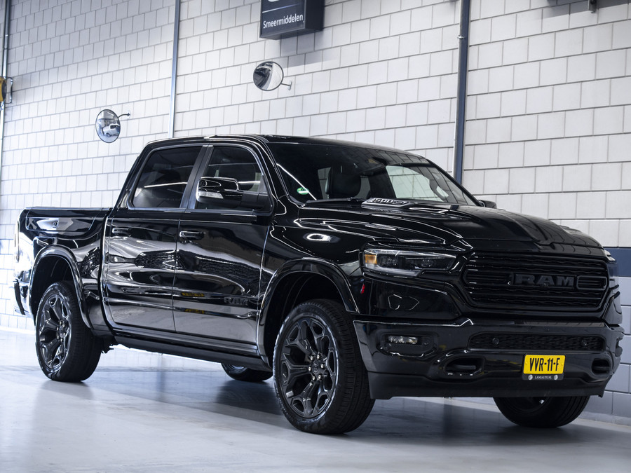 Dodge RAM 1500 5.7L V8 4x4 Limited
