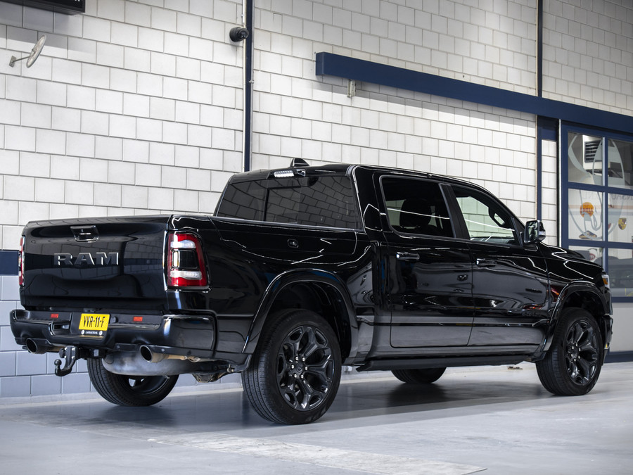 Dodge RAM 1500 5.7L V8 4x4 Limited