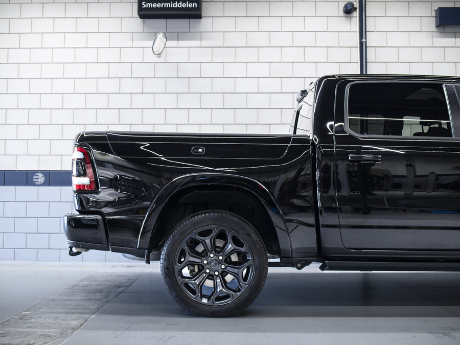 Dodge RAM 1500 5.7L V8 4x4 Limited