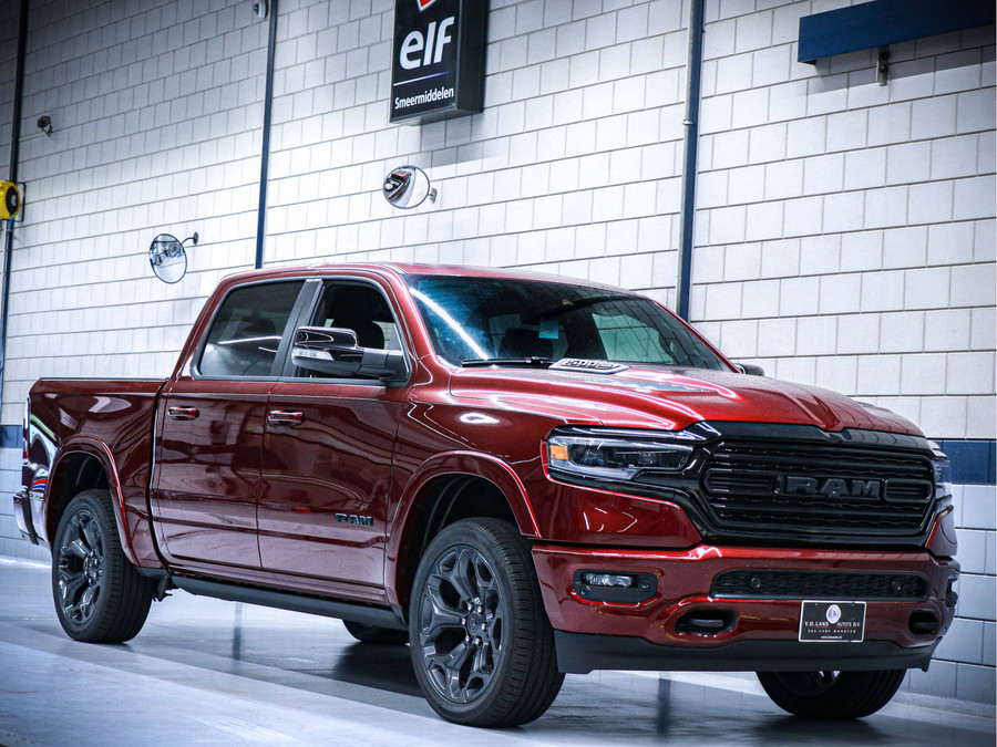 Dodge Ram 1500 Crew Cab Limited Night Edition