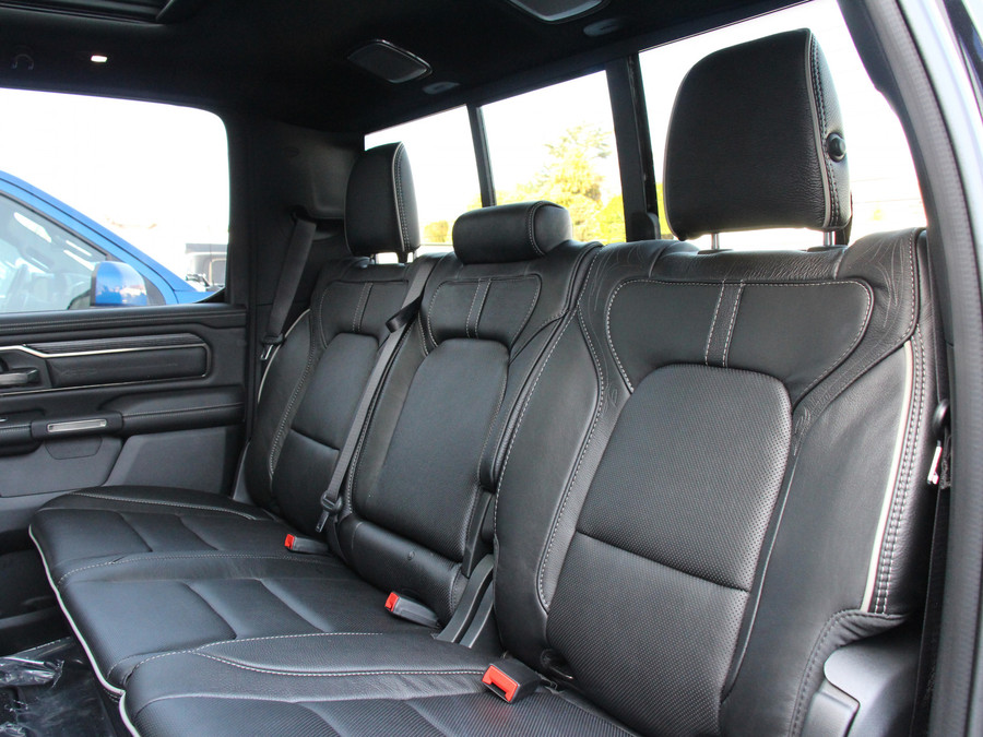 Dodge Ram 1500 Crew Cab Limited Night Edition
