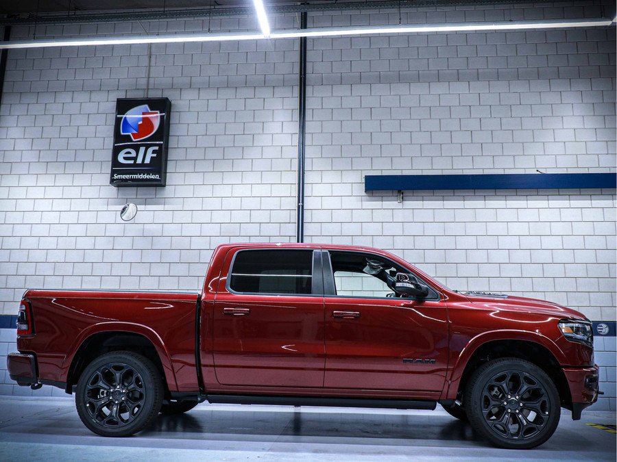 Dodge Ram 1500 Crew Cab Limited Night Edition