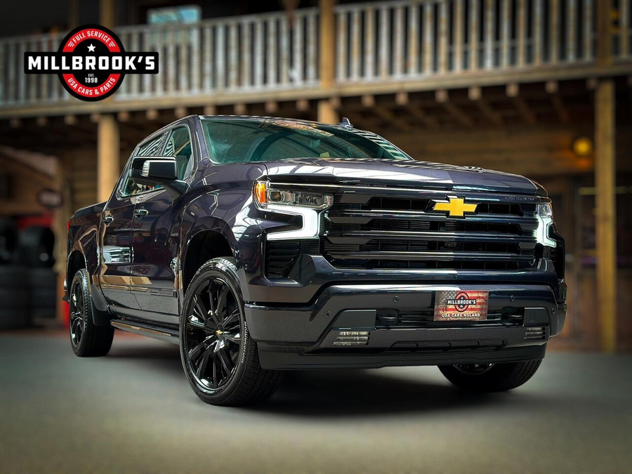 Chevrolet Silverado USA High Country Black Edition 6.2 V8 420 PK,