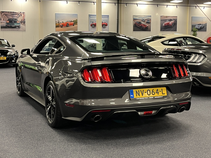 Ford Mustang Fastback 5.0i V8 California Special 435PK Magneride