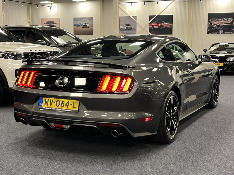 Ford Mustang Fastback 5.0i V8 California Special 435PK Magneride