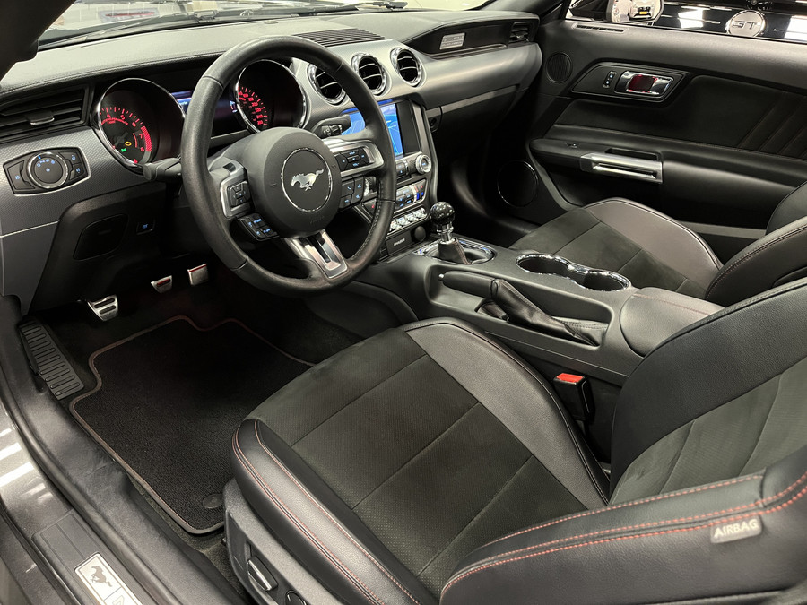Ford Mustang Fastback 5.0i V8 California Special 435PK Magneride