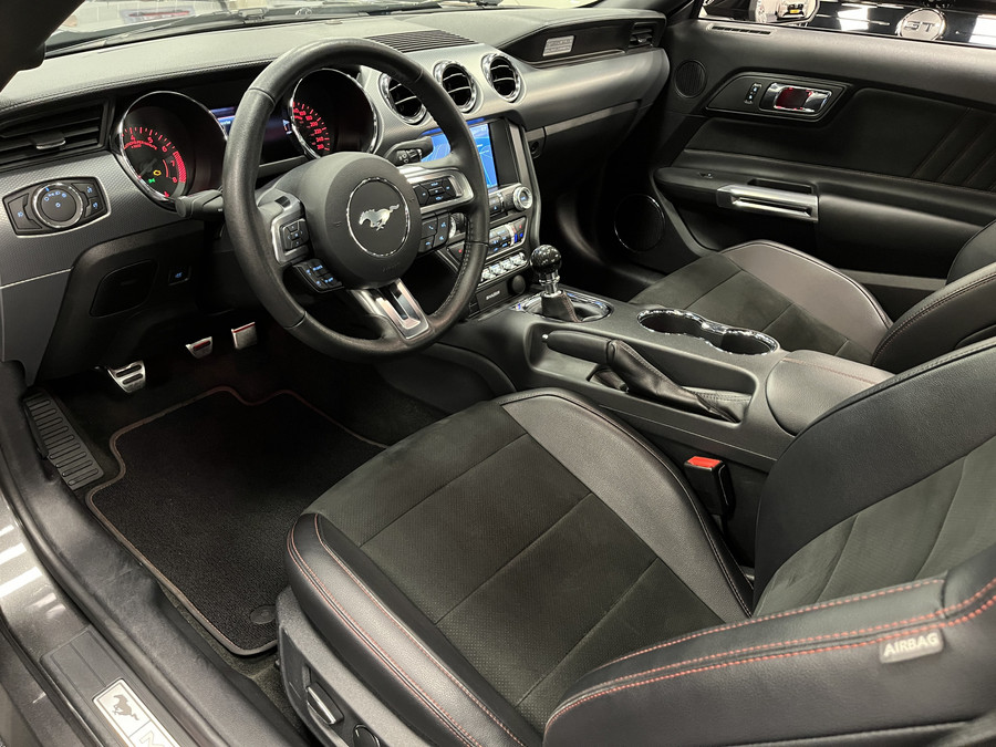 Ford Mustang Fastback 5.0i V8 California Special 435PK Magneride