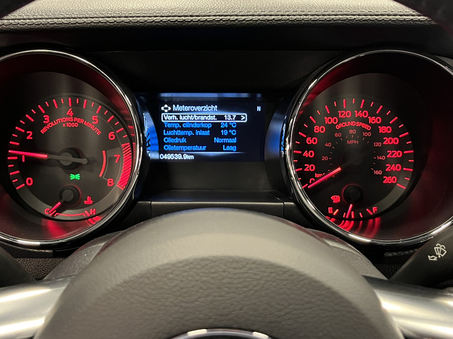 Ford Mustang Fastback 5.0i V8 California Special 435PK Magneride