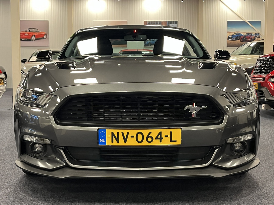 Ford Mustang Fastback 5.0i V8 California Special 435PK Magneride
