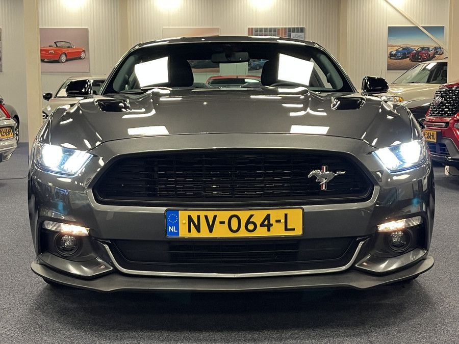 Ford Mustang Fastback 5.0i V8 California Special 435PK Magneride