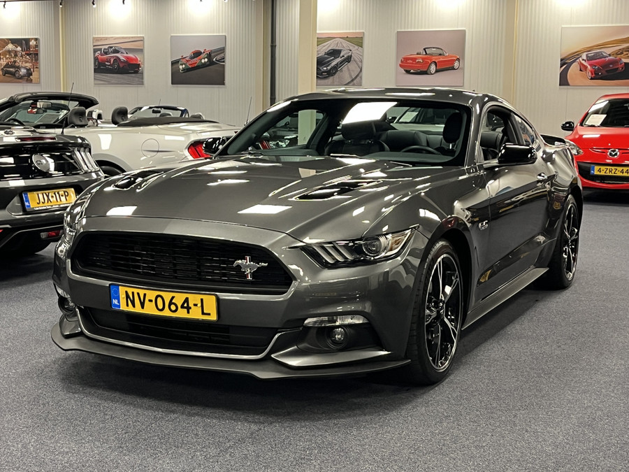Ford Mustang Fastback 5.0i V8 California Special 435PK Magneride