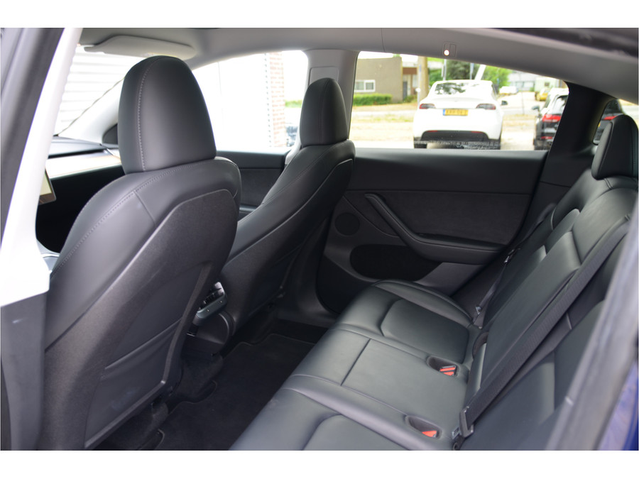 Tesla Model Y RWD 58 kWh