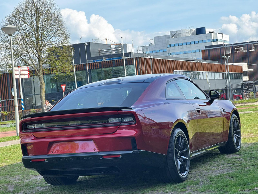 Dodge Charger Scatpack Daytona EV stage 2