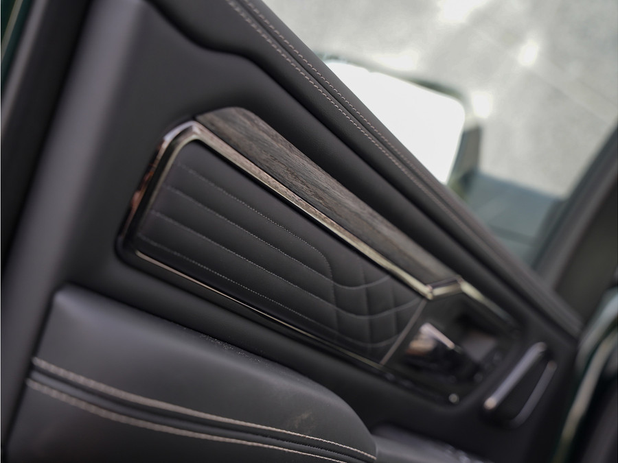 Dodge RAM 1500 5.7 V8 HEMI 4x4 Crew Cab Limited