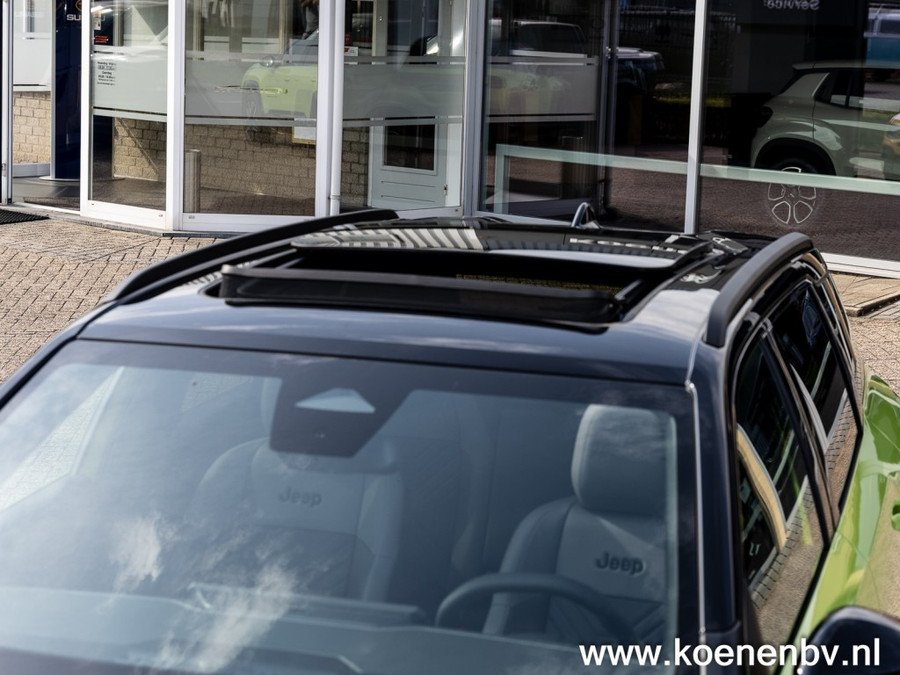 Jeep Compass 1.6 E-H PHEV First Edition PANO / CONVENIENCE PACK / PREMIUM PACK