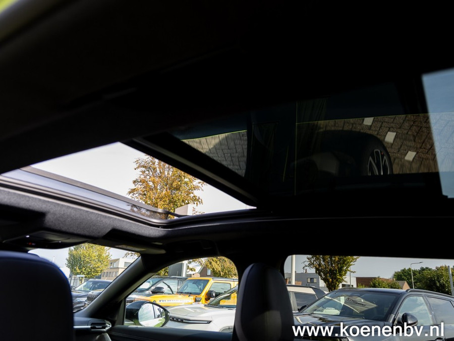 Jeep Compass 1.6 E-H PHEV First Edition PANO / CONVENIENCE PACK / PREMIUM PACK