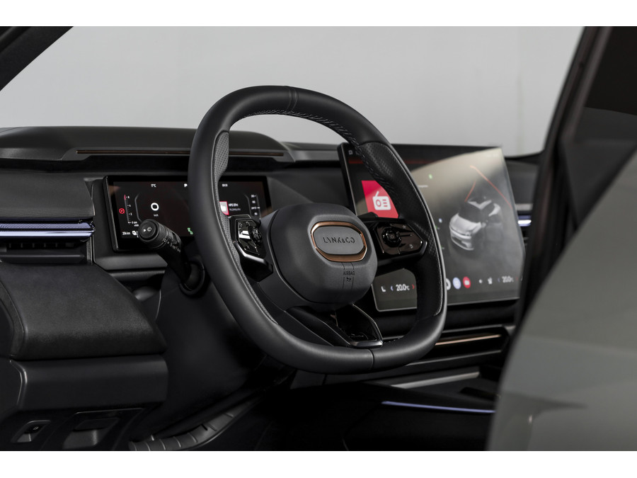 Lynk & Co 08 1.5 PHEV 349 PK More