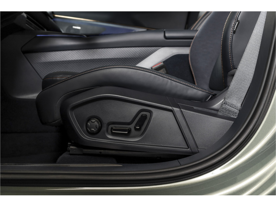 Lynk & Co 08 1.5 PHEV 349 PK More