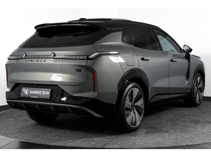 Lynk & Co 08 1.5 PHEV 349 PK More