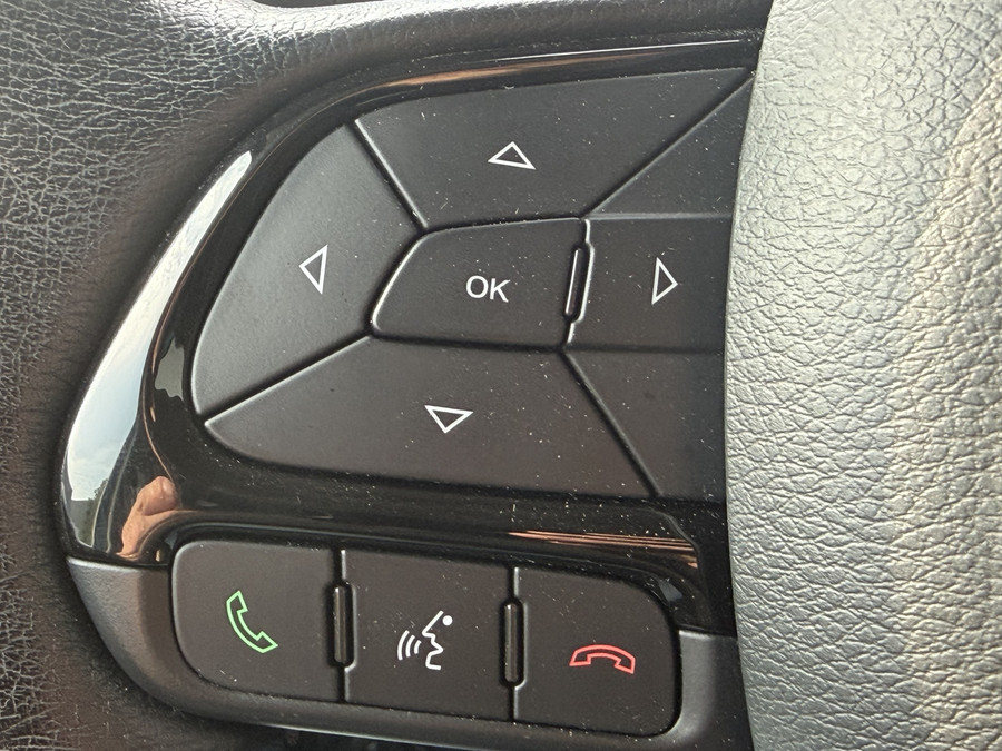 Jeep Renegade 150pk Limited Edition (Trekhaak - LED - 18