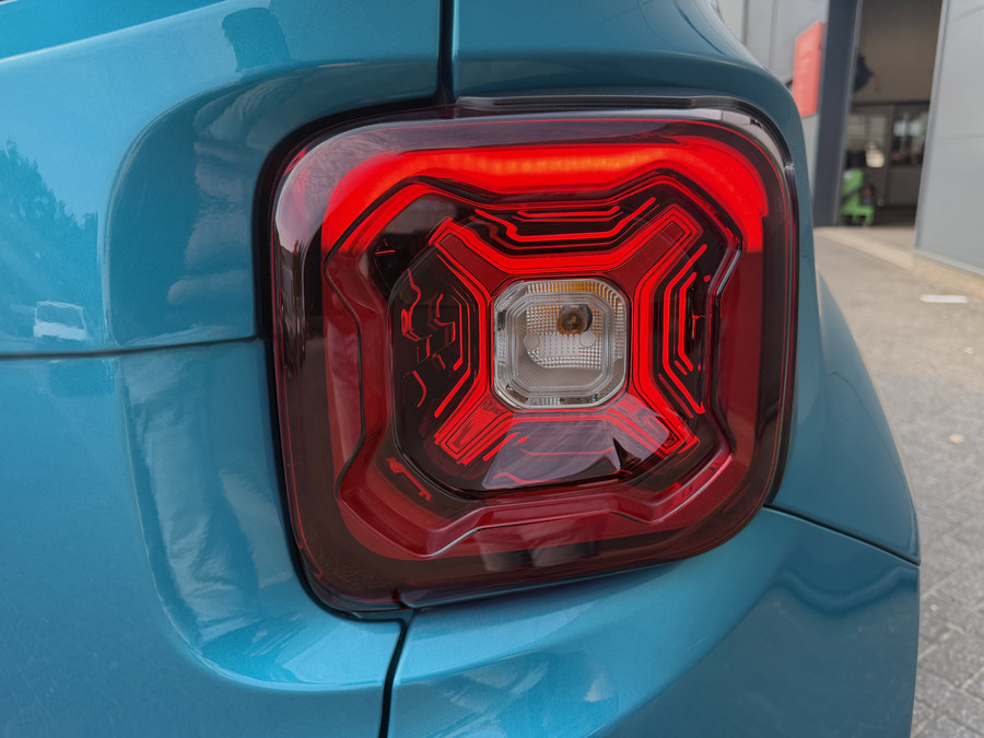 Jeep Renegade 150pk Limited Edition (Trekhaak - LED - 18