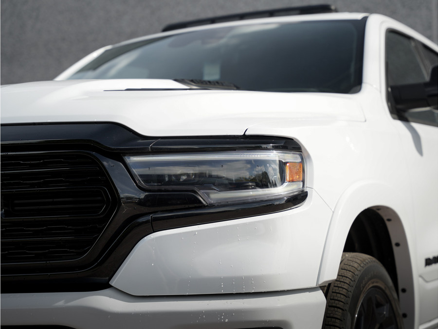Dodge RAM 1500 5.7 V8 4x4 Crew Cab Limited Night