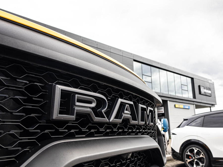 Dodge RAM 1500 6.2 V8 4x4 Crew Cab TRX