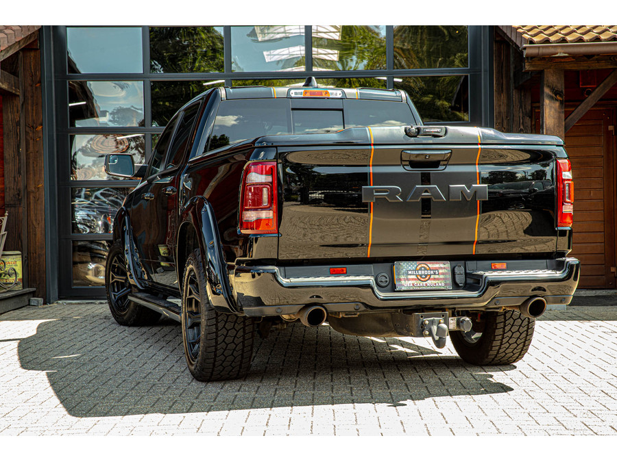 Dodge RAM 1500 5.7 V8 4x4 Crew Cab Laramie
