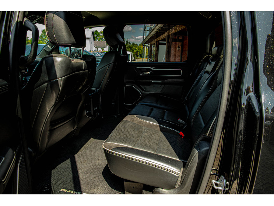 Dodge RAM 1500 5.7 V8 4x4 Crew Cab Laramie