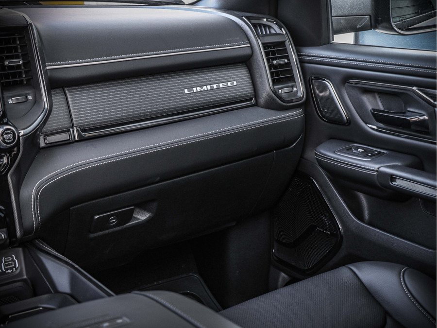Dodge Ram 1500 Limited Night