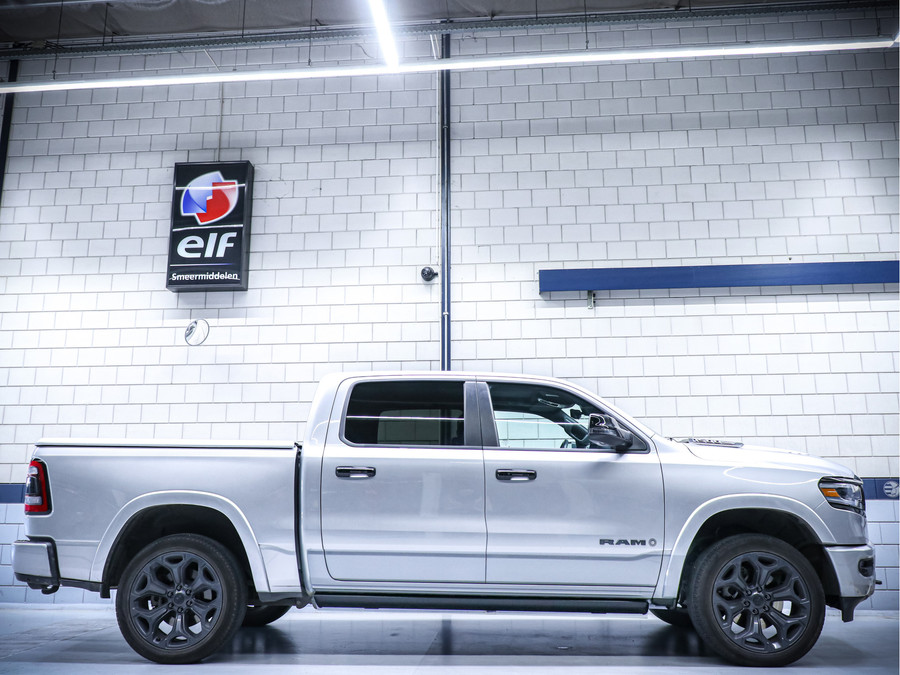 Dodge Ram 1500 Limited Night